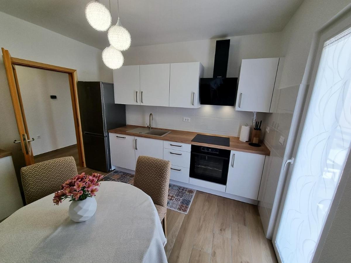 Apartments Valentina Умаг Екстериор снимка